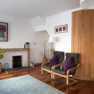 https://the-david-hume-residence.edinburghhotelsuk.org